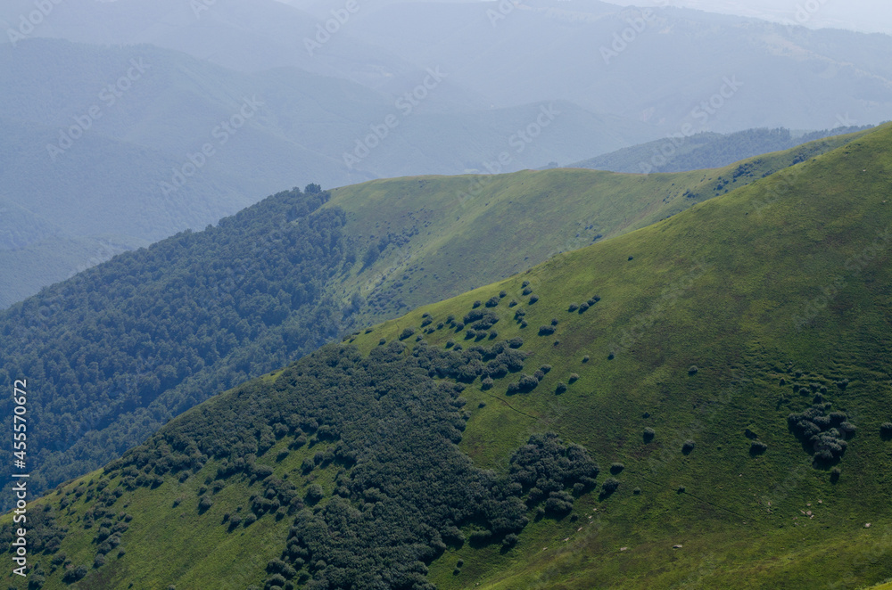 Fototapeta premium View of the beautiful Carpathian mountains