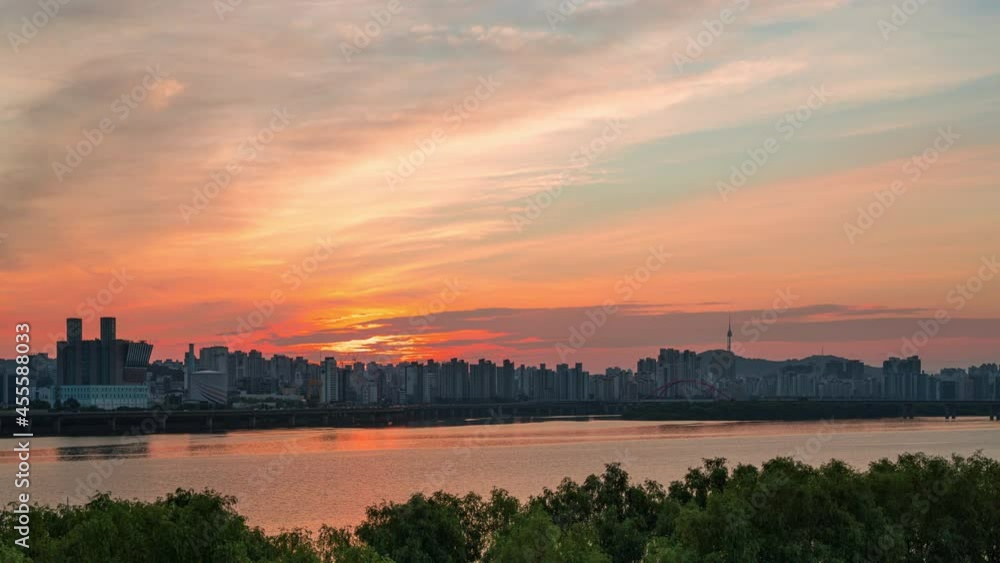 Time lapse 4k Seoul,city skyline in South Korea. Time lapse 4k Seoul,city skyline in South Korea.