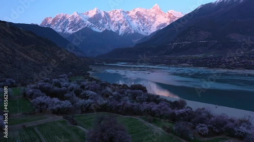 Snowy Mountains of Nanjabawa Peak in Xizang photo