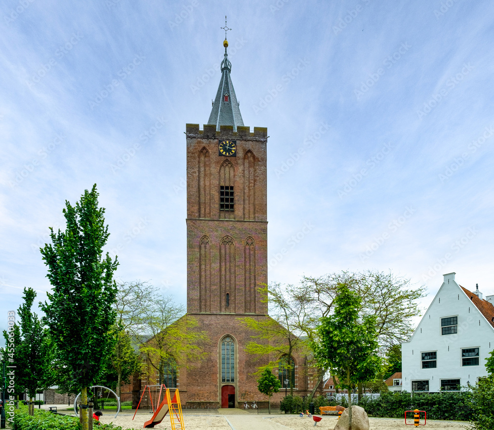 Grote Kerk or Sint Vituskerk (1380) in autumn in the fortified town of Naarden-Vesting, Het Gooi, North Holland