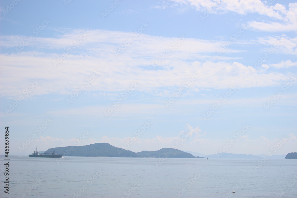 青い空と海　日本の自然