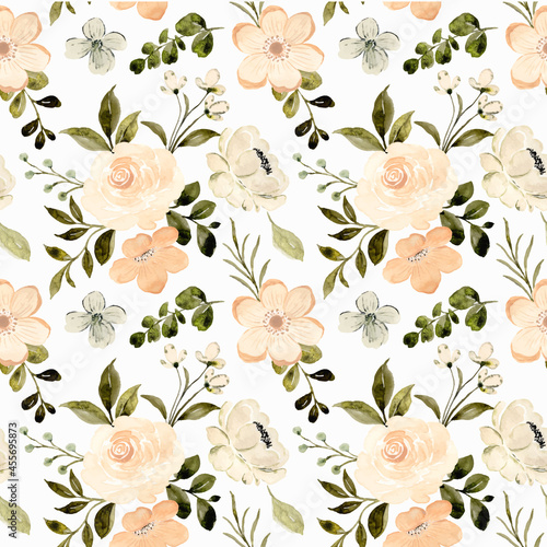 seamless pattern of white peach floral with watercolor