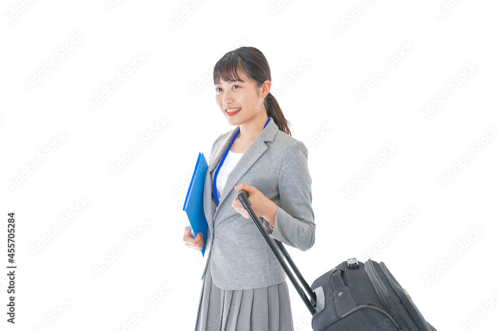 出張に行く若いビジネスウーマン 出張に行く若いビジネスウーマン