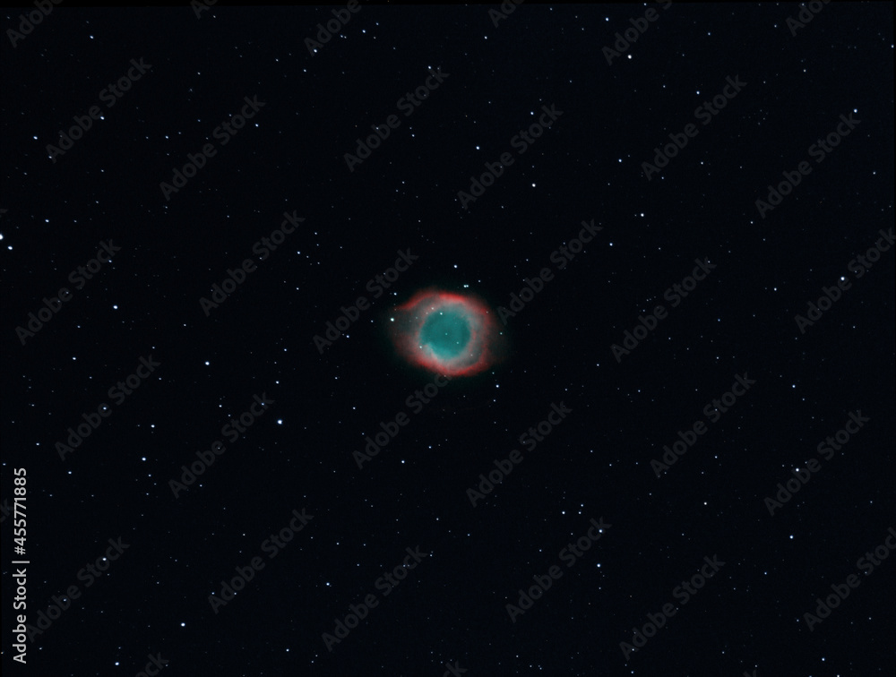 Naklejka premium A colorful nebula in outer space that resembles an eye