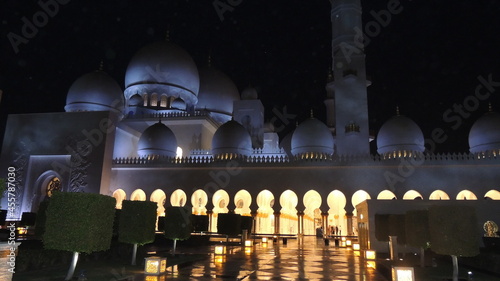 The great mosque at night
