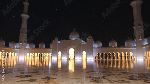 The great mosque at night