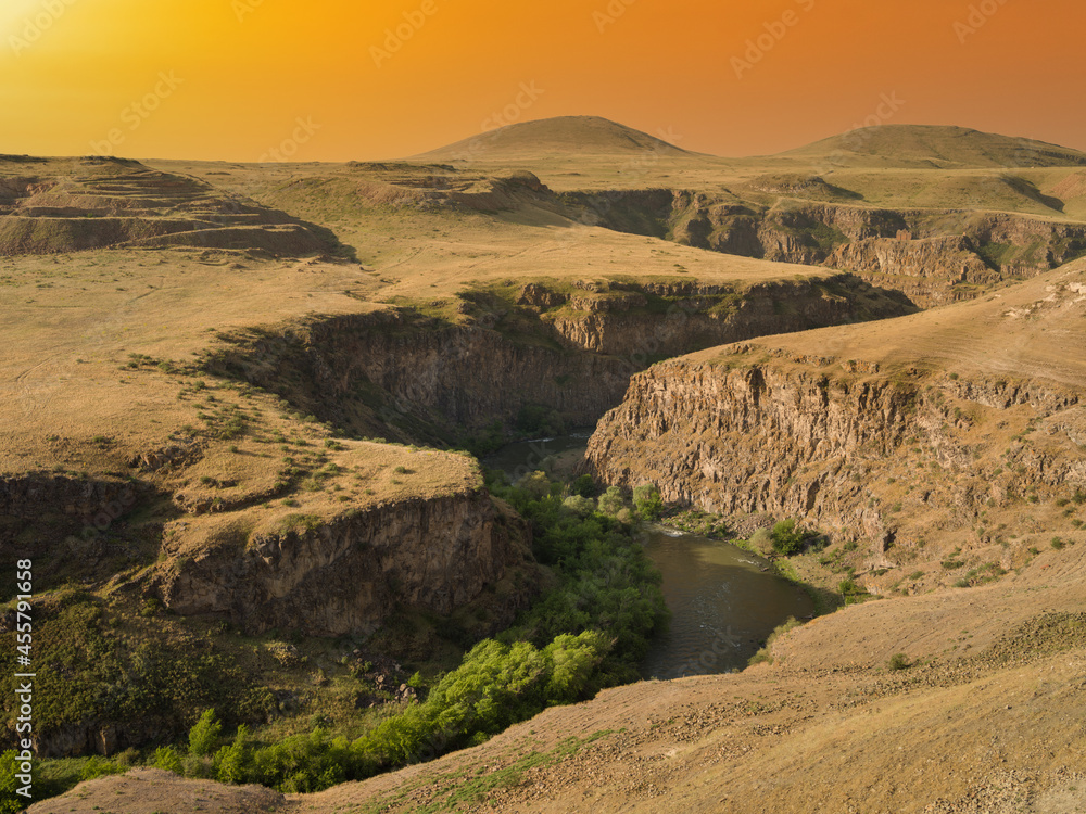 Obraz premium landscape with river canyon 