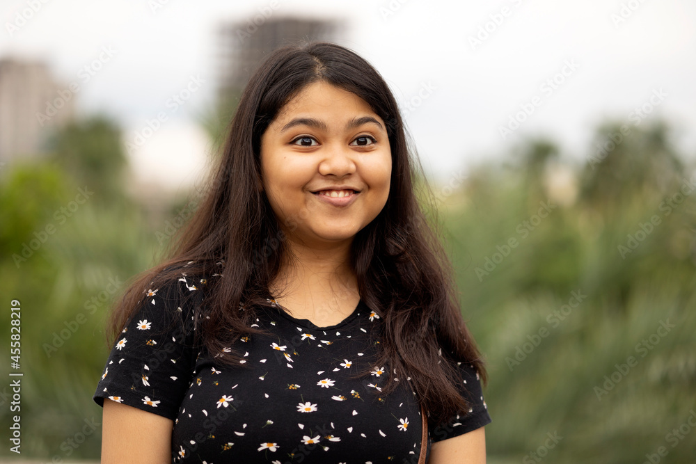 Teen Indian Girl with nice facial expression at outdoor Teen Indian Girl with nice facial expression at outdoor