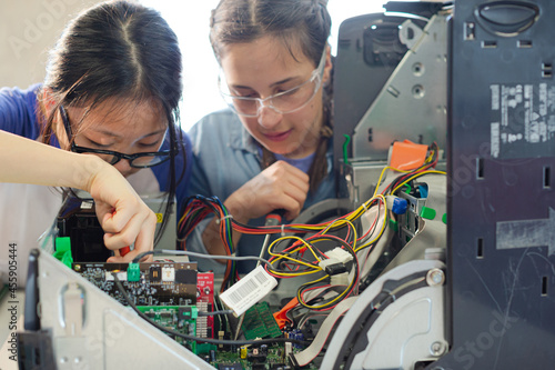 Wallpaper Mural Girl students assembling computer in classroom Torontodigital.ca