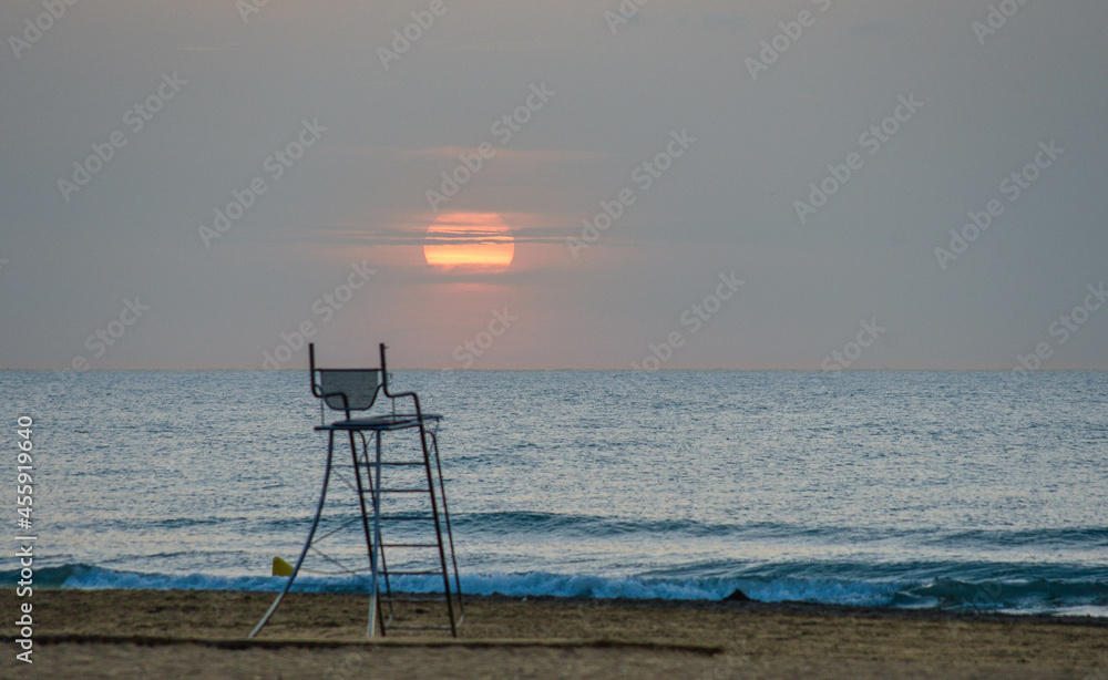Naklejka premium sunset on the beach