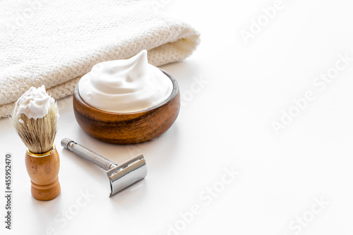 Quadro em tela Barbar shop equipment for shaving with razor and foam