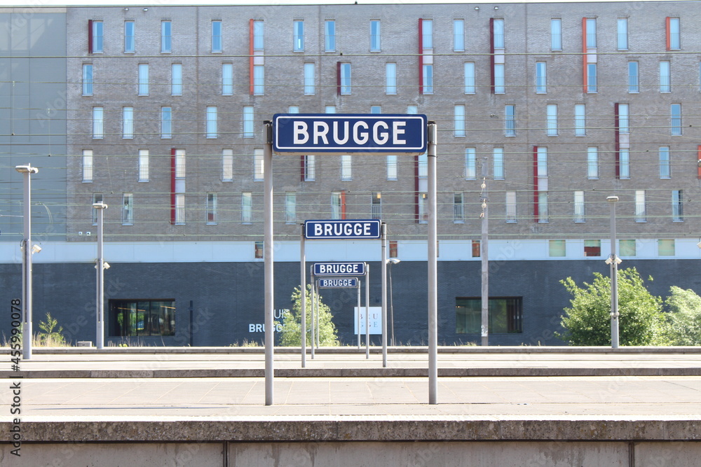 Fototapeta premium Brugge train station