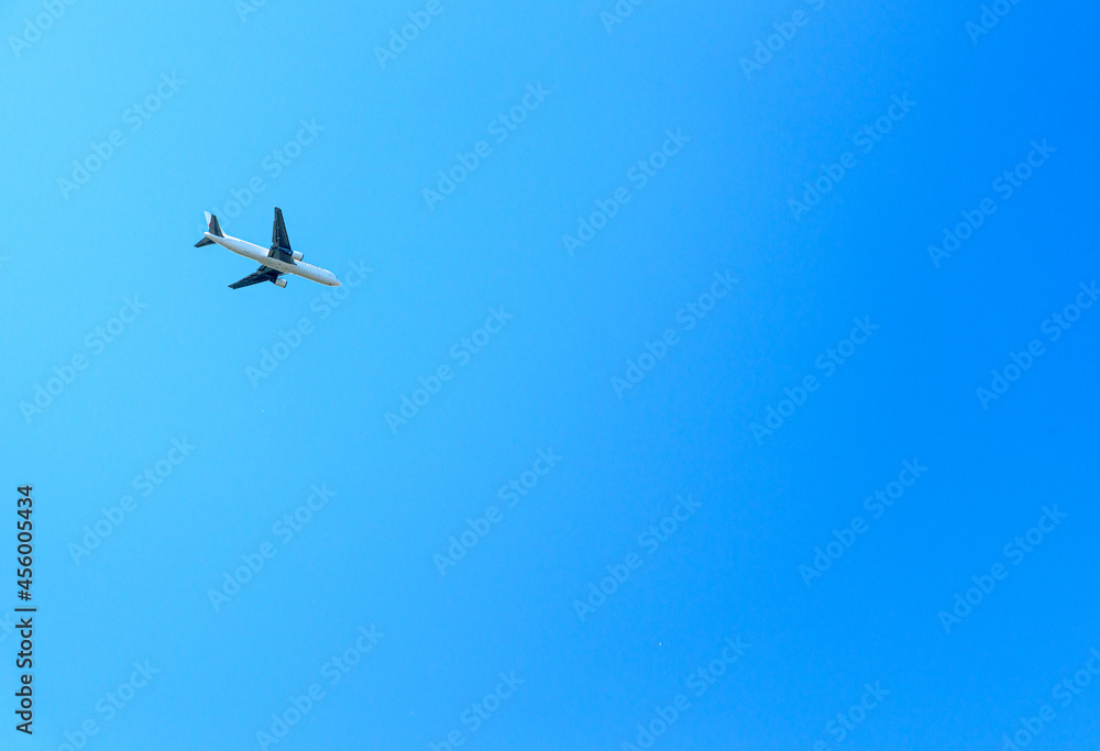 青空と飛行機 青空と飛行機