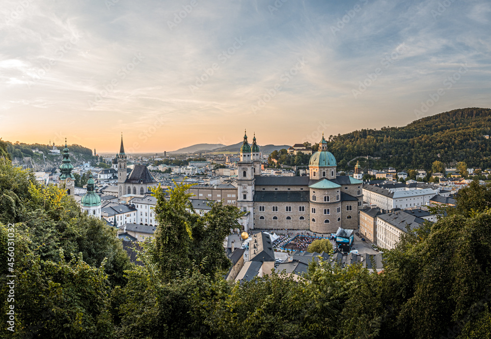 Naklejka premium Salzburg Blick von der Festung