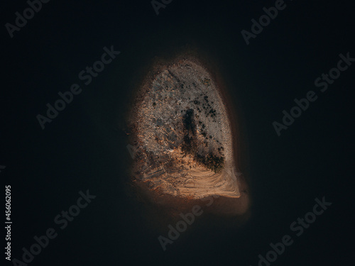 little island in the lake 