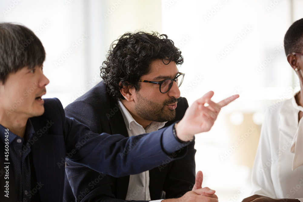 Fototapeta premium Enthusiastic business people working together in relax zone