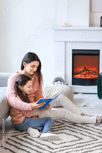 Young mother with daughter ...