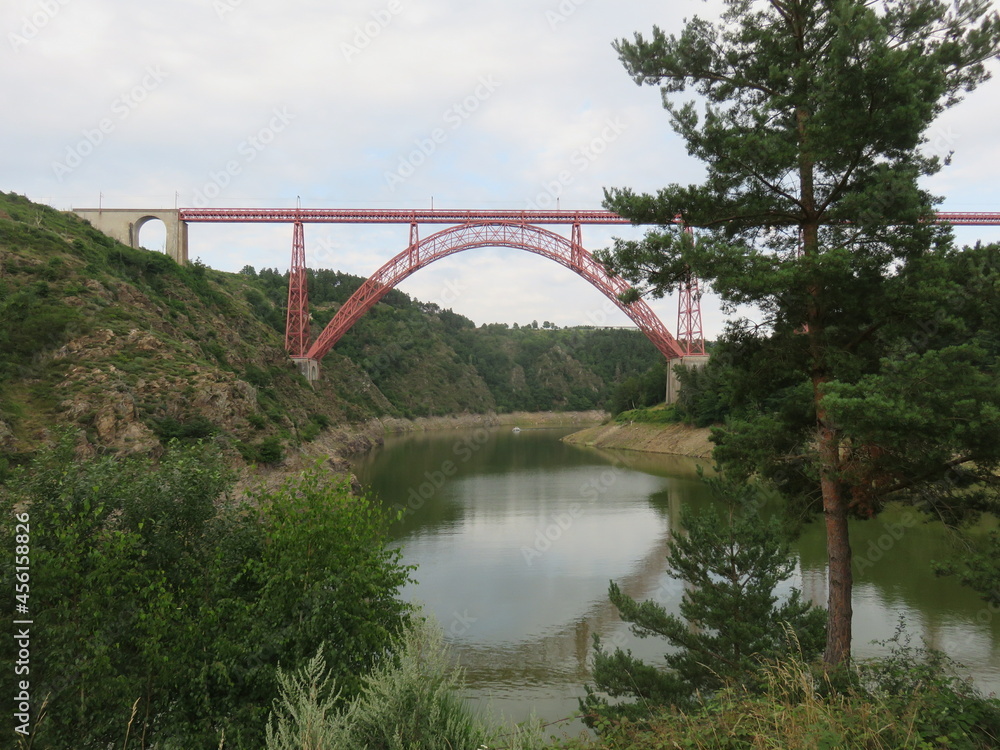 Obraz premium Viaduc de Garabit, Cantal, Auvergne, France, Gustave Eiffel.