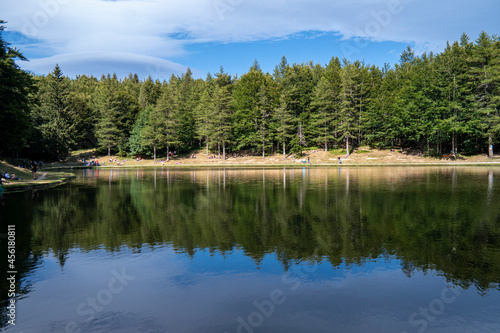 Il lago della Ninfa, alle pendici del monte Cimone, a 1500 metri di altezza nel comune di Sestola.