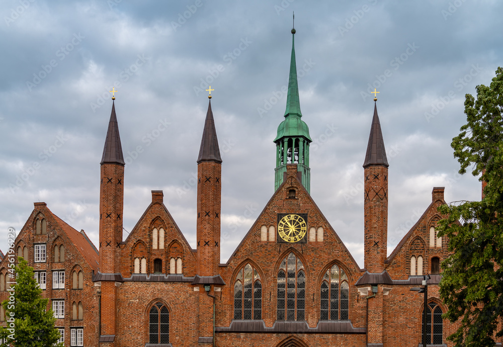 Obraz premium The old city center of the Hanseatic City of Lübeck (Hansestadt Lübeck), Northern Germany. Cradle and de facto capital of the Hanseatic League. A UNESCO World Heritage Site.