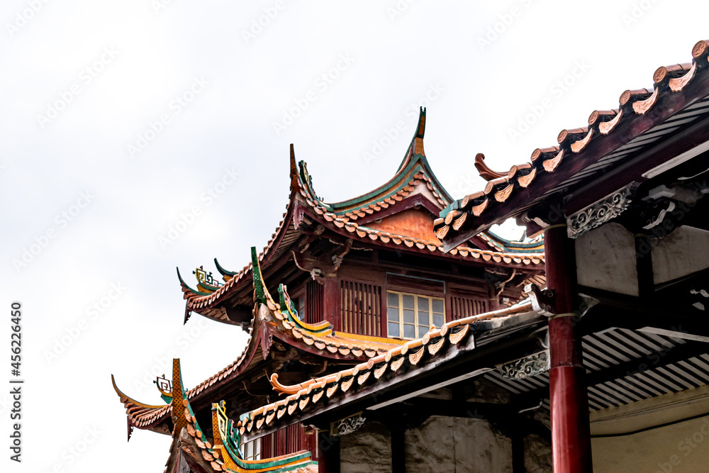 Details, doors and windows, eaves and corners in traditional Chinese Buddhist Architecture Details, doors and windows, eaves and corners in traditional Chinese Buddhist Architecture