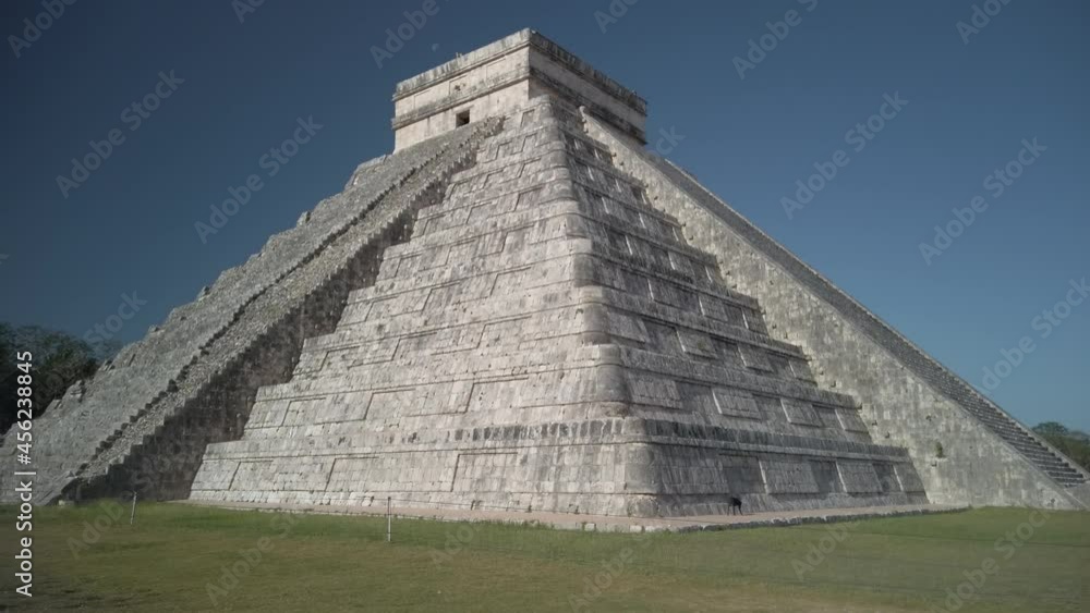 Chichen Itza pyramid ruins in historical park in Yucatan Mexico. Chichen Itza pyramid ruins in historical park in Yucatan Mexico.