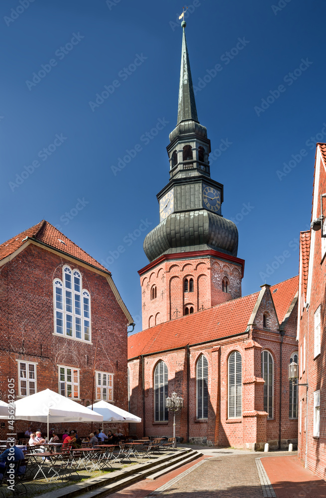 Fototapeta premium Sankt Cosmae Kirche Altstadt Stade