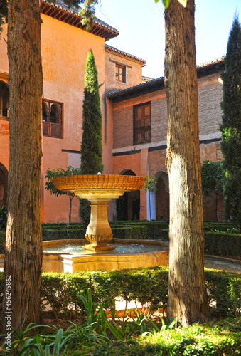 
Jardines de Daraxa. Jardín de los Naranjos. Jardín de los Mármoles. Alhambra de Granada en Andalucía, España.  photo