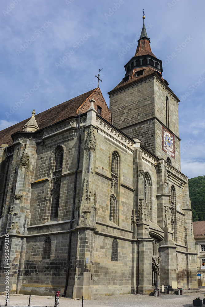 Gothic style Black Church (Biserica Neagra, 1476) in the Brasov old town. Brasov, Transylvania, Romania.