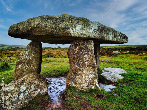 Tableau sur toile Lanyon Quoit - dolmen in Cornwall, England, United Kingdom
