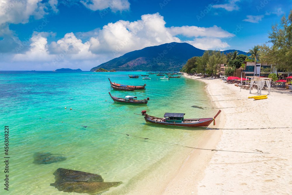 Fototapeta premium Beach at Koh Lipe island