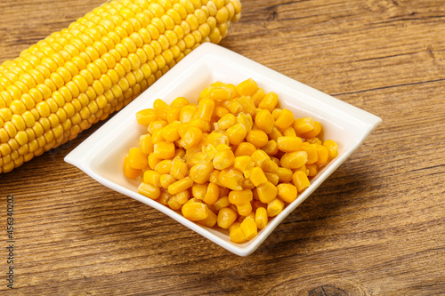 Sweet yellow corn in the bowl