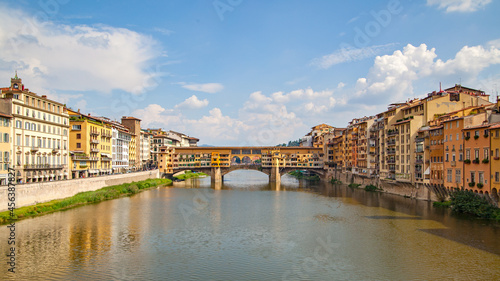 Old Bridge in Florence © Roman Sigaev