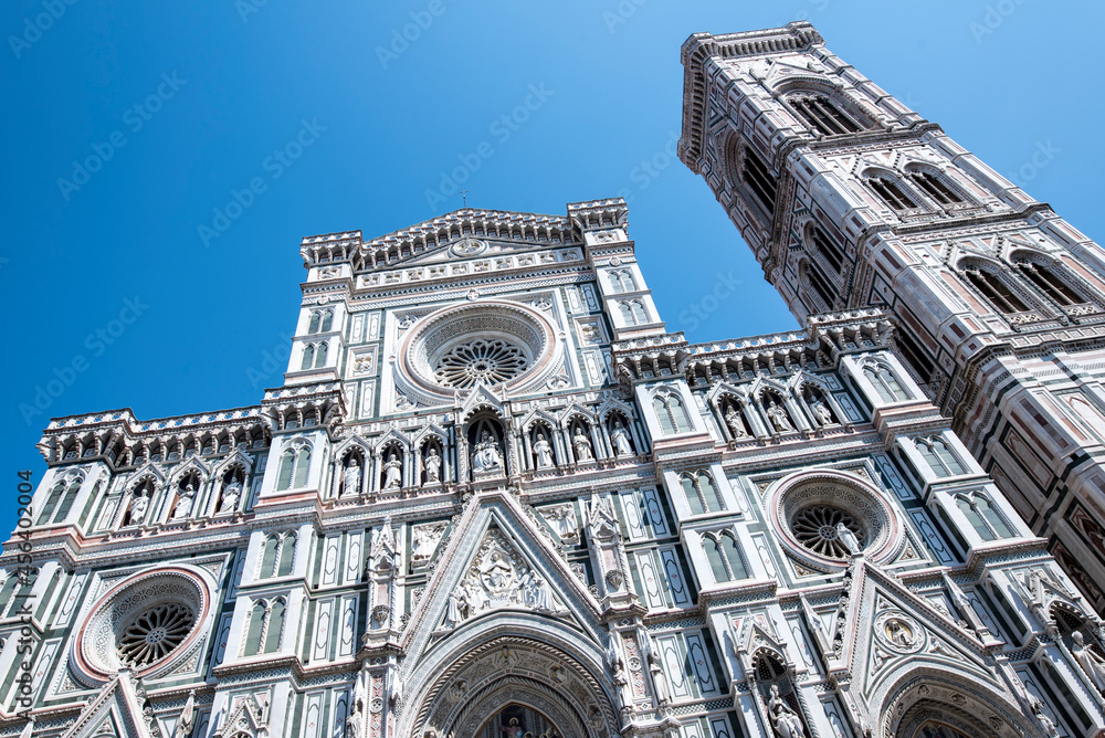 Fototapeta premium The dome of FIrenze and Firenze itself are marvellous and beautiful, a gem of Tuscany, Italy.