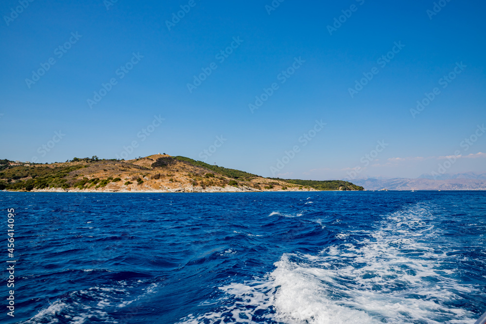 Les côtes de Corfou vues depuis la mer