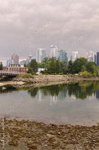 glass buildings and skyscrapers in vancouver, Canada