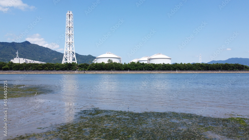 日本の自然と火力発電所