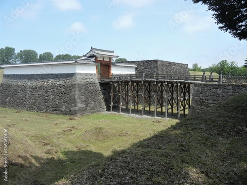 a Japanese castle 日本のお城:Yamagata-jyo Castle 山形城と本丸一文字門Honmaruichimonji-mon Gate 