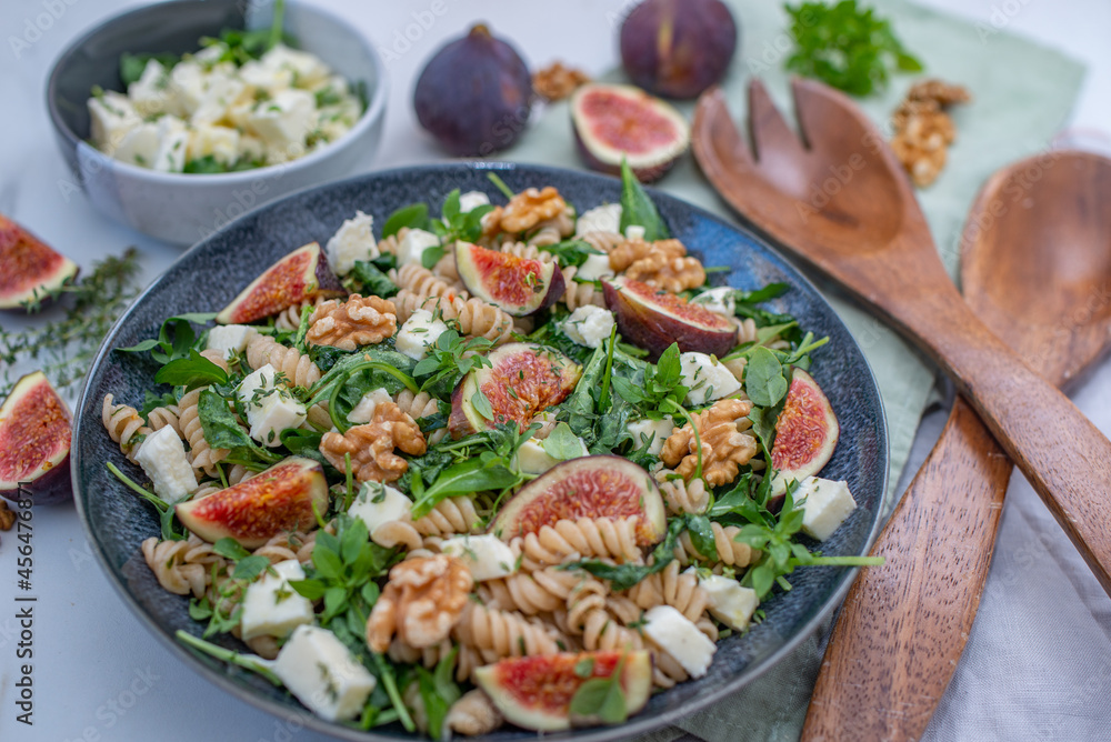 healthy autumn salad with figs and walnuts healthy autumn salad with figs and walnuts