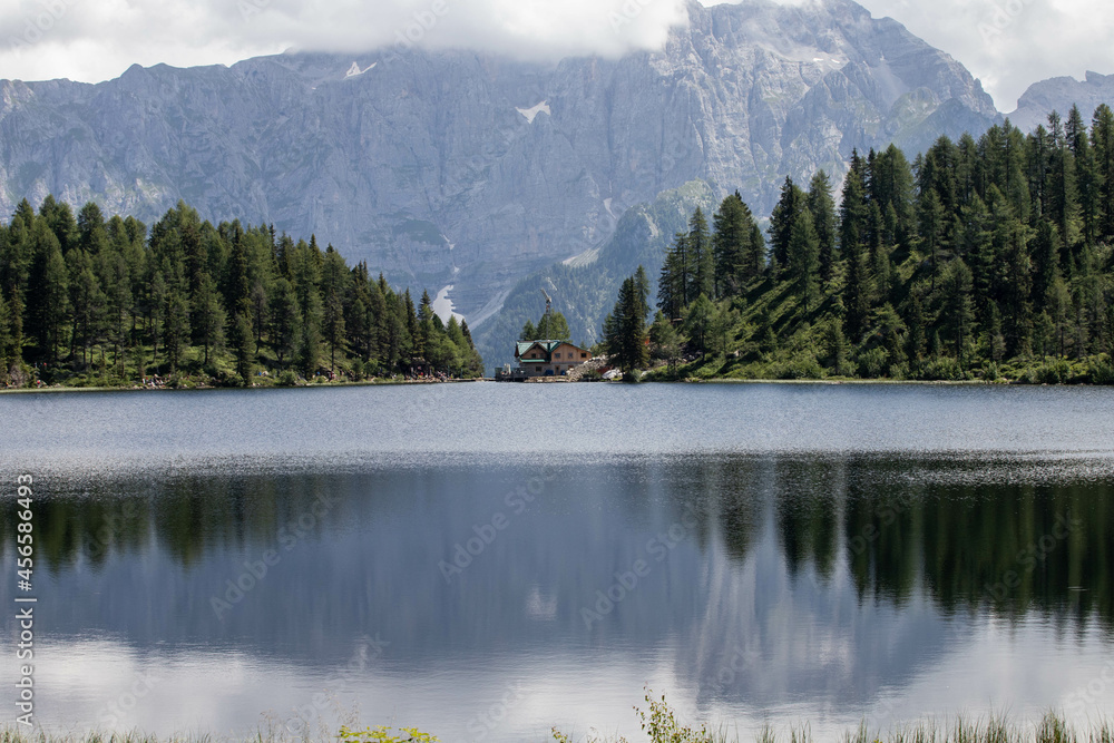 Naklejka premium Mountain landscape in Italy on the dolomites