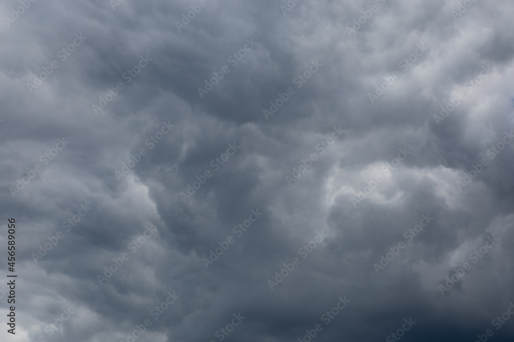 sky overcast with stormy thunderclouds