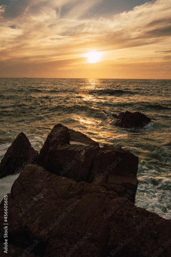 Mazatlan Playa pinitos, postales de puesta de sol hermosos colores rojos 