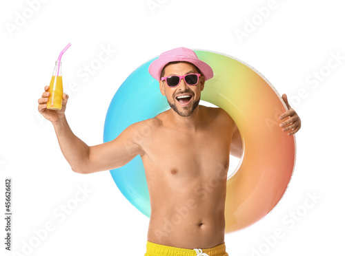 Young man with inflatable r...