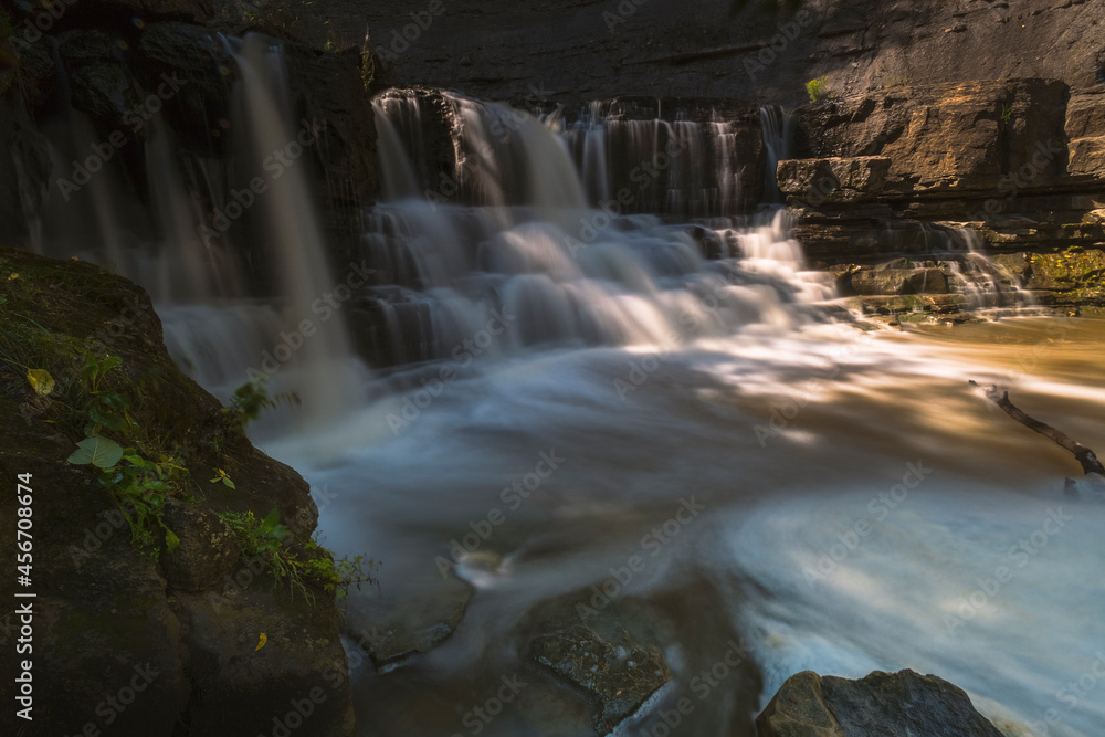 Fototapeta premium Majestic and beautiful waterfalls of the Niagara region in Ontario Canada. Featuring scenic landscapes of Decew Falls, Beamer Falls, Rockway Falls, and Balls Falls.