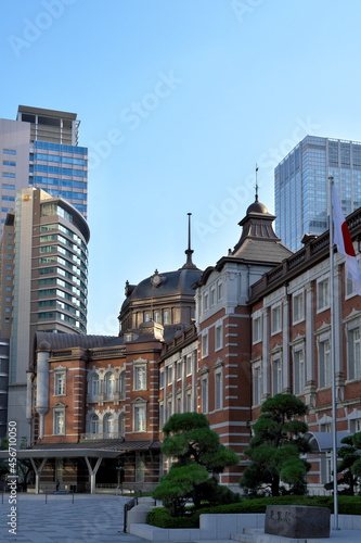 東京駅丸の内北口を臨む景色