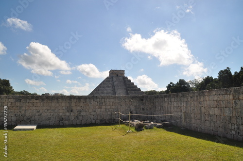 Building at the Chichen Itza archaeological site, Mexico