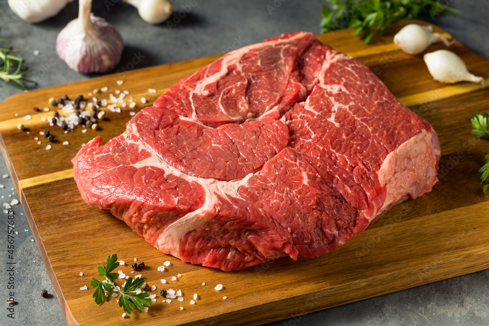 Raw Grass Fed Chuck Beef Roast Raw Grass Fed Chuck Beef Roast