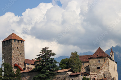 Schloß Tirol