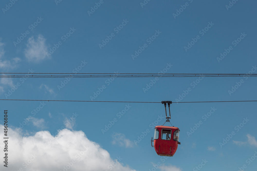 Poços de Caldas, Minas Gerais, Brasil - Bonde subindo a Serra São Domingos para o Mirante do Cristo Redentor Poços de Caldas, Minas Gerais, Brasil - Bonde subindo a Serra São Domingos para o Mirante do Cristo Redentor