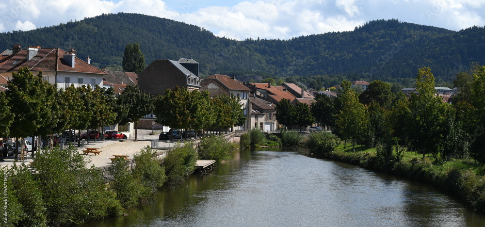 Fototapeta premium village in the mountains
